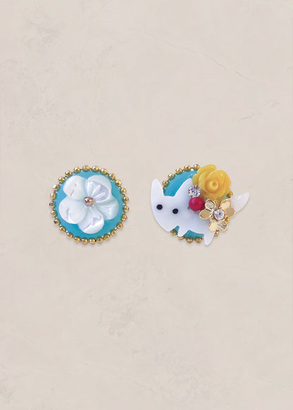 FOX & DAISY Stud Earrings