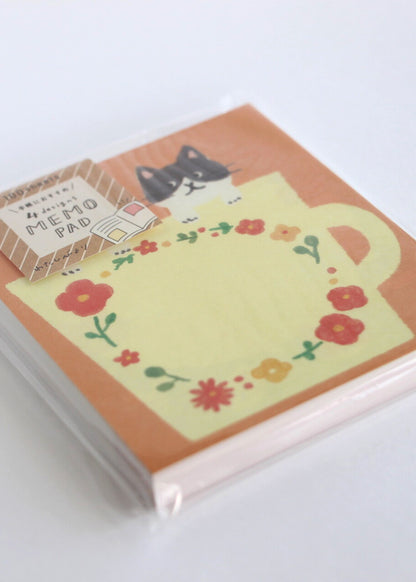 CAT FRIENDS Memo Pad